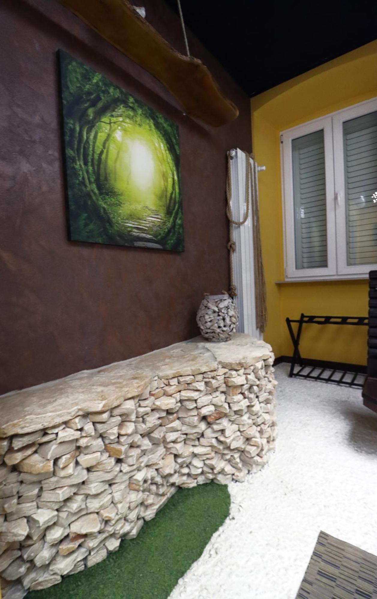 Thematic Rooms - Athema Atmosphere Триест Экстерьер фото