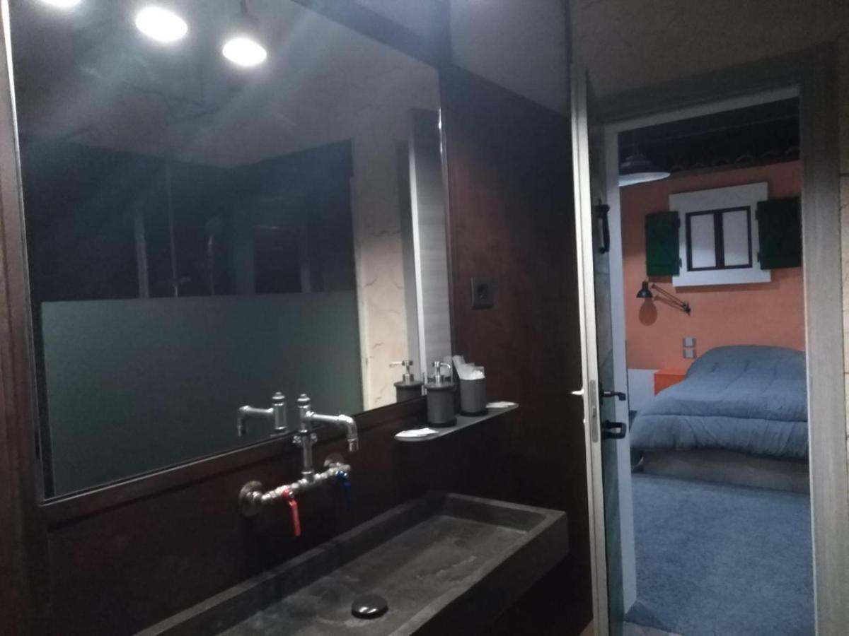 Thematic Rooms - Athema Atmosphere Триест Экстерьер фото